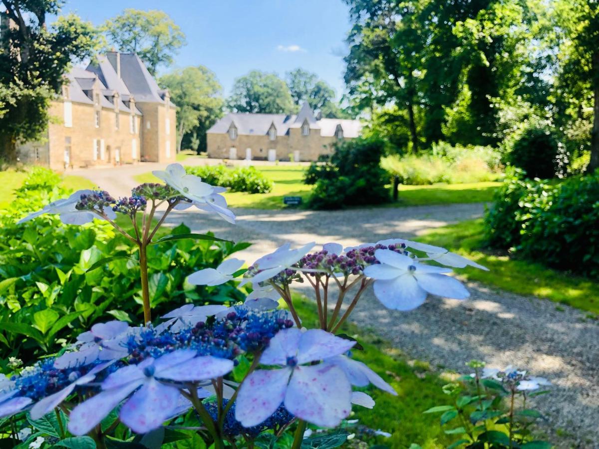 Chambres D'Hotes Chateau De La Croix Chemin Saint-Leger-des-Pres Exteriör bild