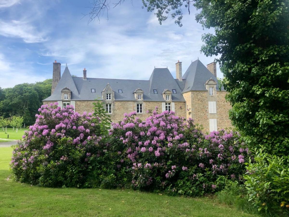 Chambres D'Hotes Chateau De La Croix Chemin Saint-Leger-des-Pres Exteriör bild