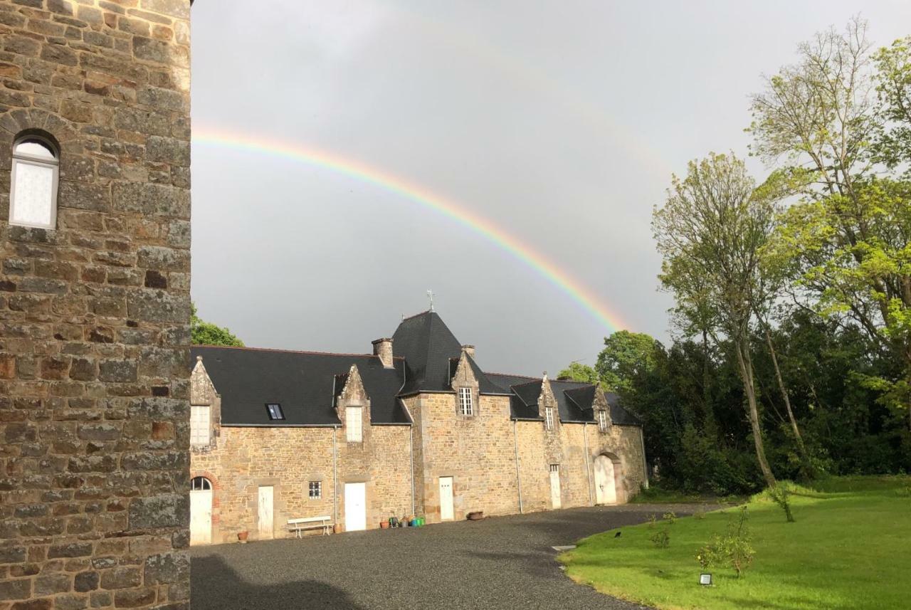 Chambres D'Hotes Chateau De La Croix Chemin Saint-Leger-des-Pres Exteriör bild